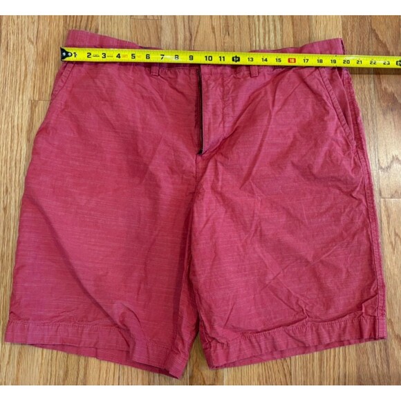 TOMMY HILFIGER Shorts Men's Size 40 Red Chino Regular Casual Flat Front Cotton - Picture 8 of 8